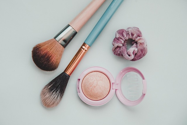 콜라겐 부스팅 스킨케어: 펩타이드, 레티놀 시너지 극대화 전략 관련 이미지 1